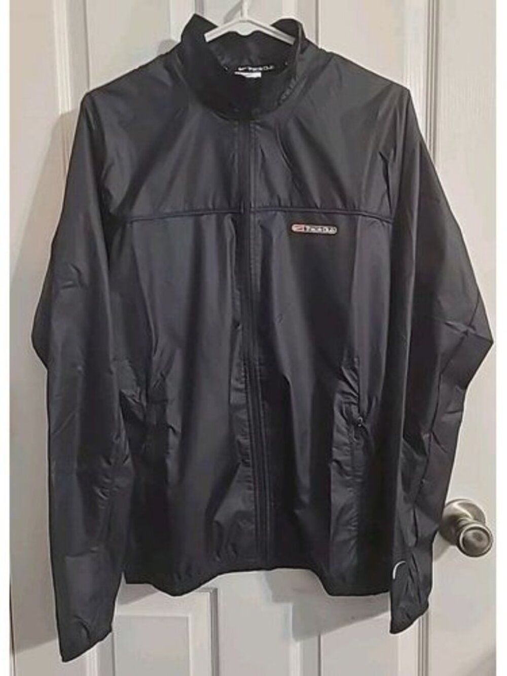 Nike Storm-FIT Men's Size X-Small Track Club Black Full Zip Jacket FB5515-010
